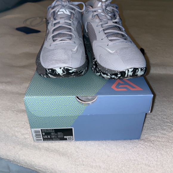 Nike ZOOM FREAK 4 - Picture 3 of 5